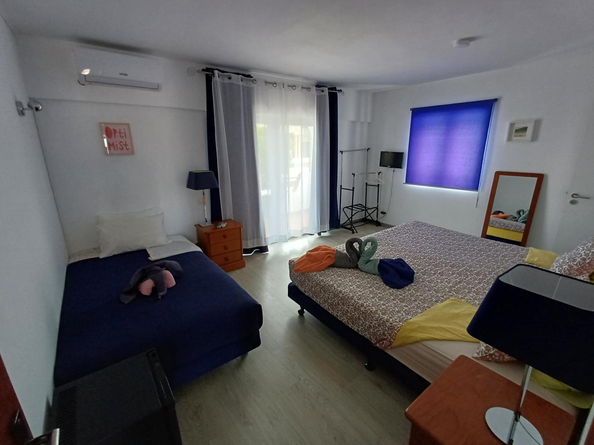 Guest House Casa Ramos On The Strip Albufeira Kültér fotó